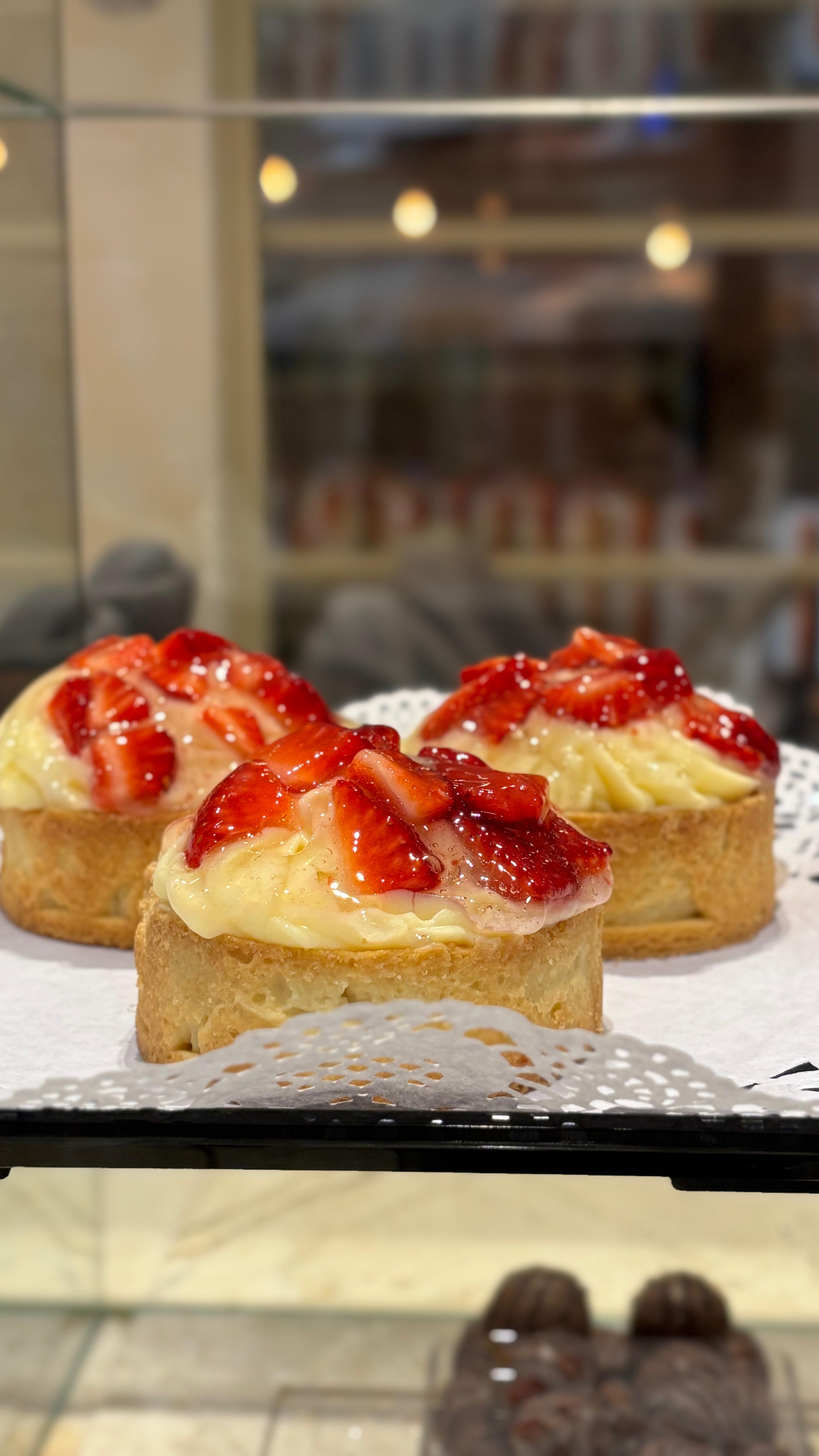 Tart Çilekli